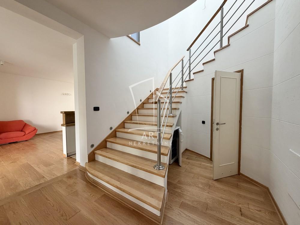 Slika 4 - Geteova,  Kuća za izdavanje, 227m2, 2.000€