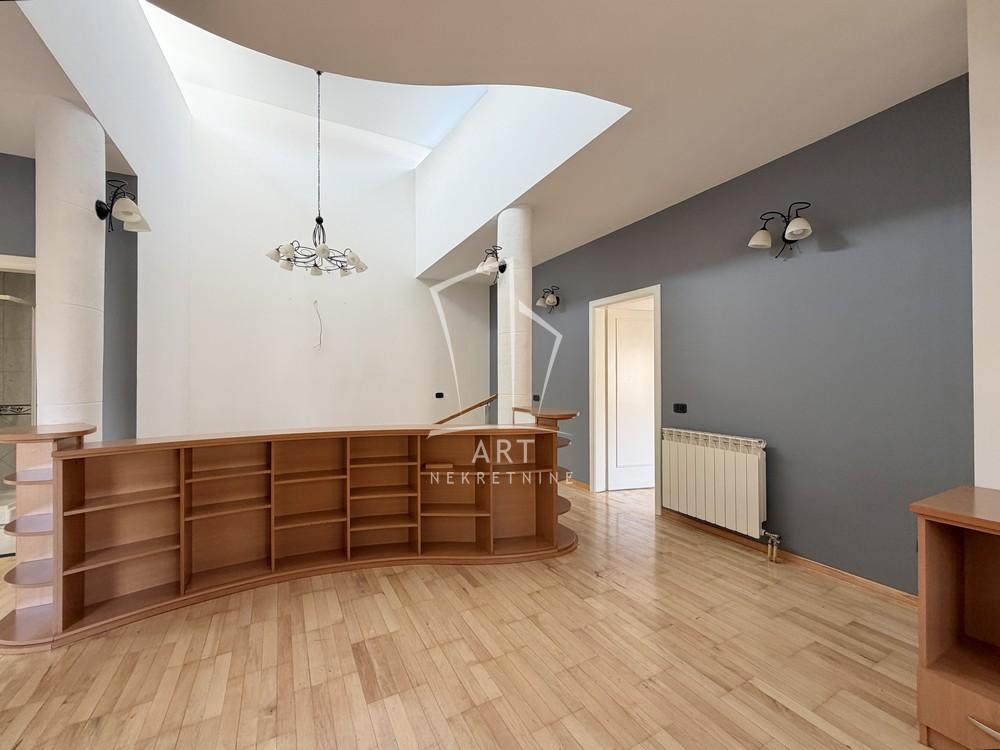 Slika 6 - Geteova,  Kuća za izdavanje, 227m2, 2.000€