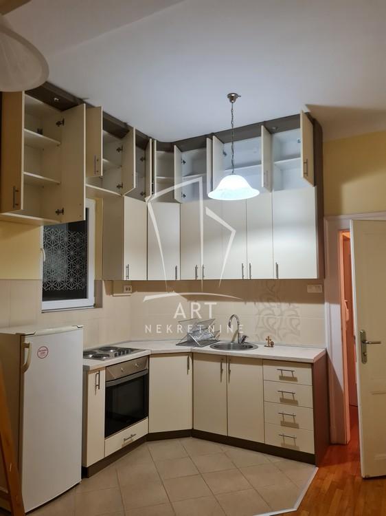 Slika 3 - Kralja Milana,  Lokal za izdavanje, 38m2, 750€