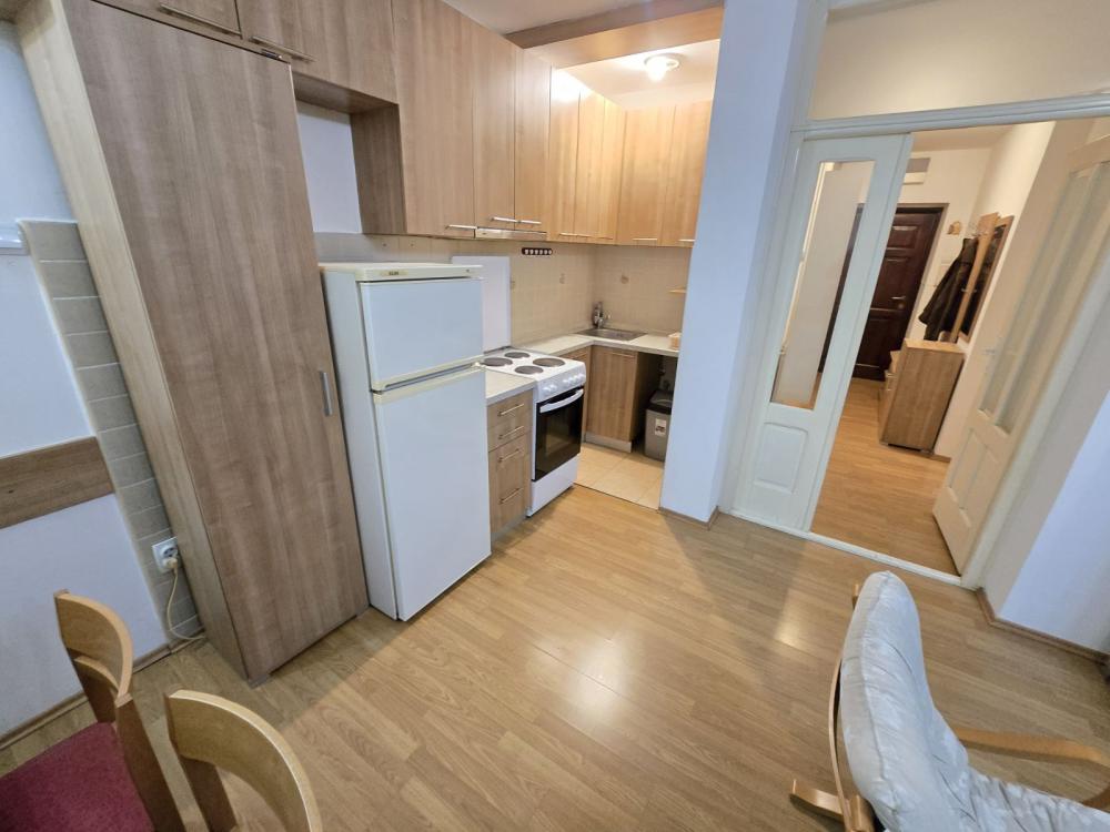 Slika 2 - Nikšićka, Dvosoban stan za izdavanje, 47m2, 500€