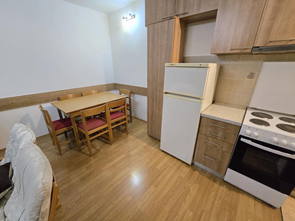Slika 3 - Nikšićka, Dvosoban stan za izdavanje, 47m2, 500€