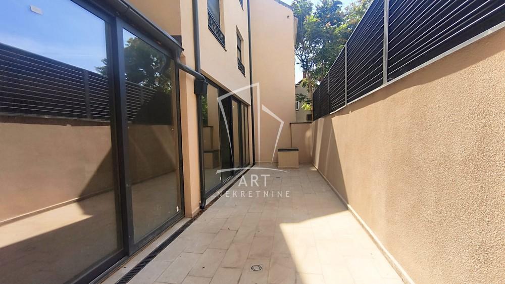 Slika 10 - Cerska,  Lokal za izdavanje, 164m2, 10.000€