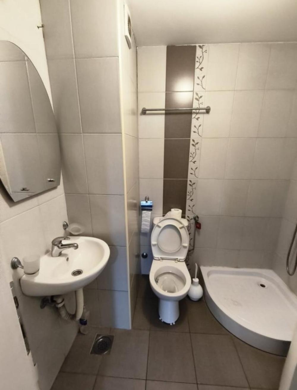 Slika 9 -  Lokal za izdavanje, 75m2, 600€