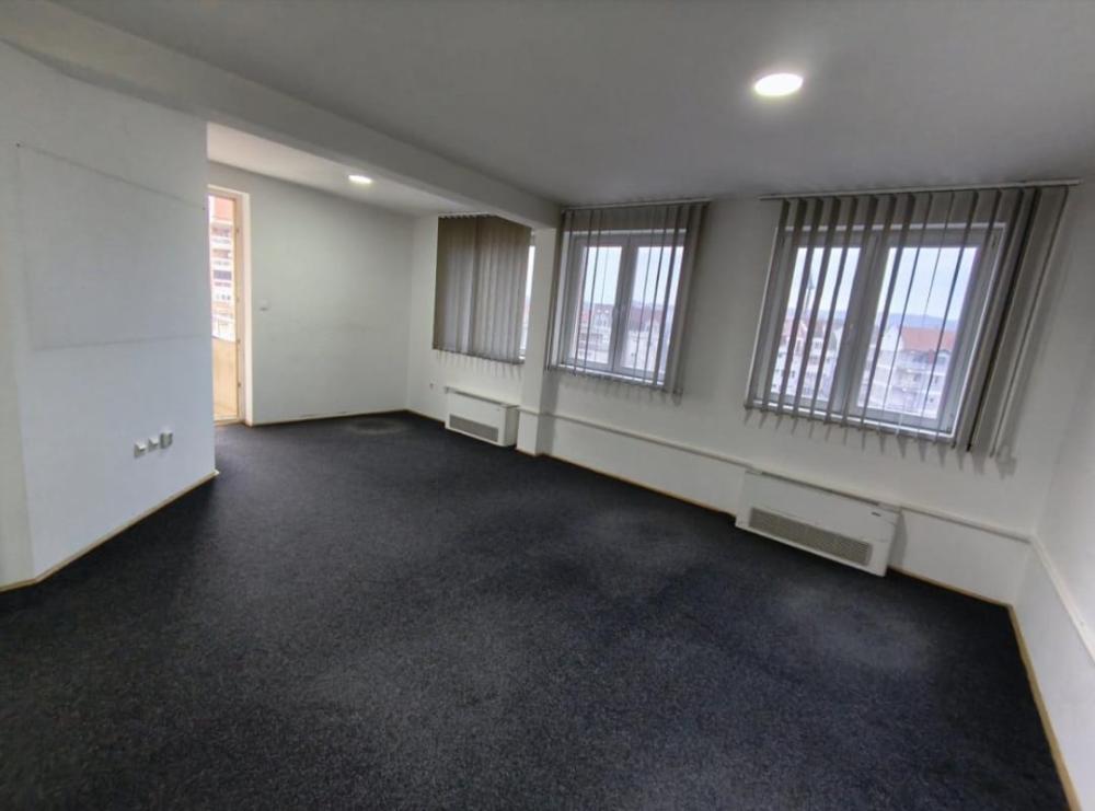 Slika 1 -  Lokal za izdavanje, 75m2, 600€