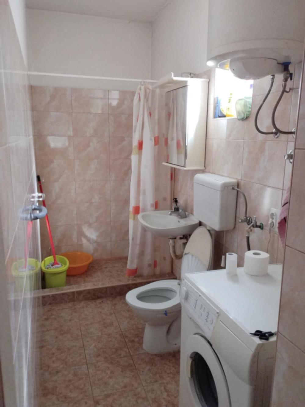 Slika 3 - Čerević,  Kuća na prodaju, 133m2, 100.000€
