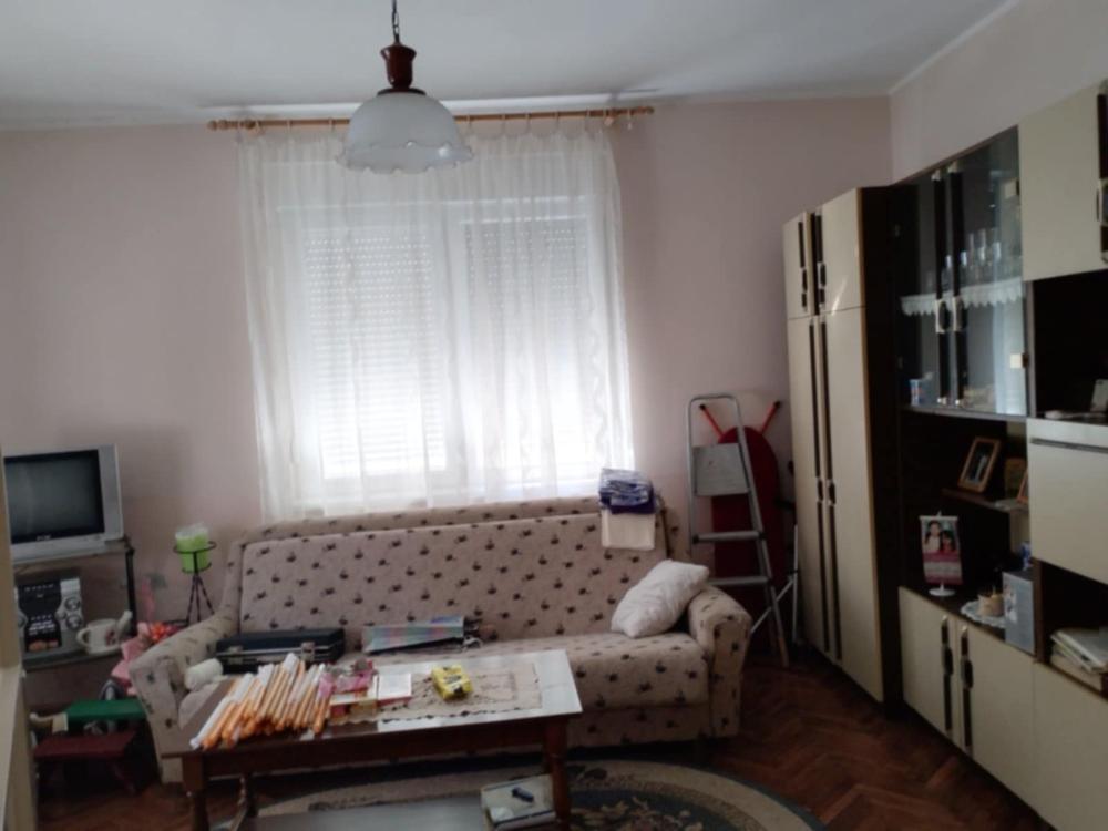 Slika 6 - Čerević,  Kuća na prodaju, 133m2, 100.000€