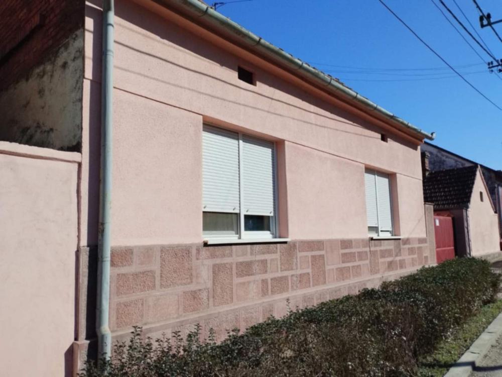Glavna slika -Čerević,  Kuća na prodaju, 133m2, 100.000€