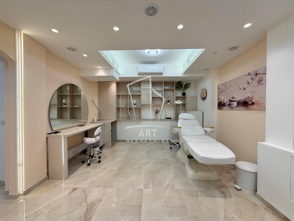 Slika 3 - Gospodara Vučića,  Lokal na prodaju, 108m2, 295.000€