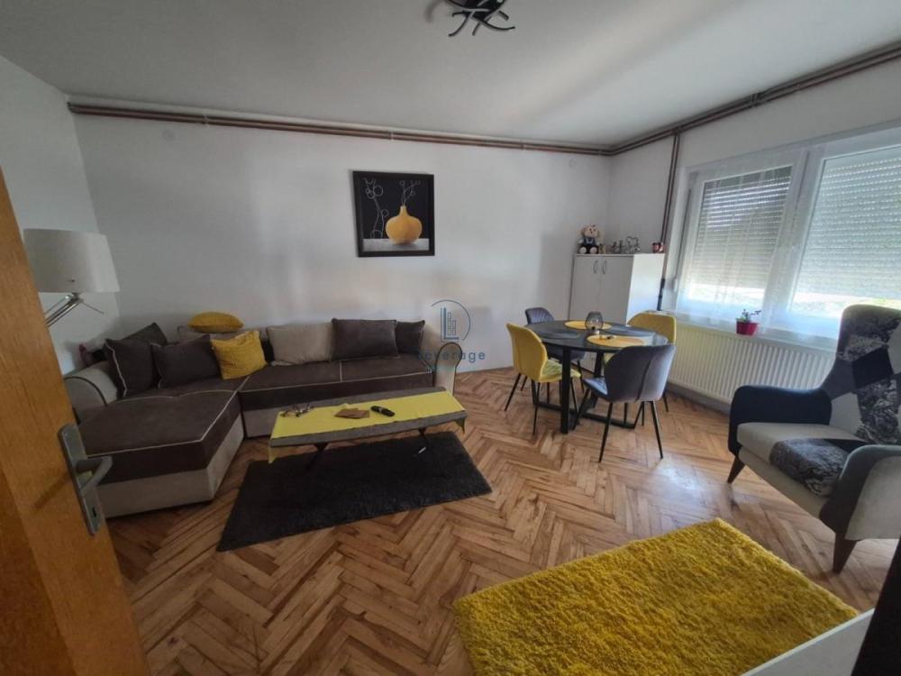Slika 1 - Kosmajski put,  Kuća na prodaju, 150m2, 165.000€