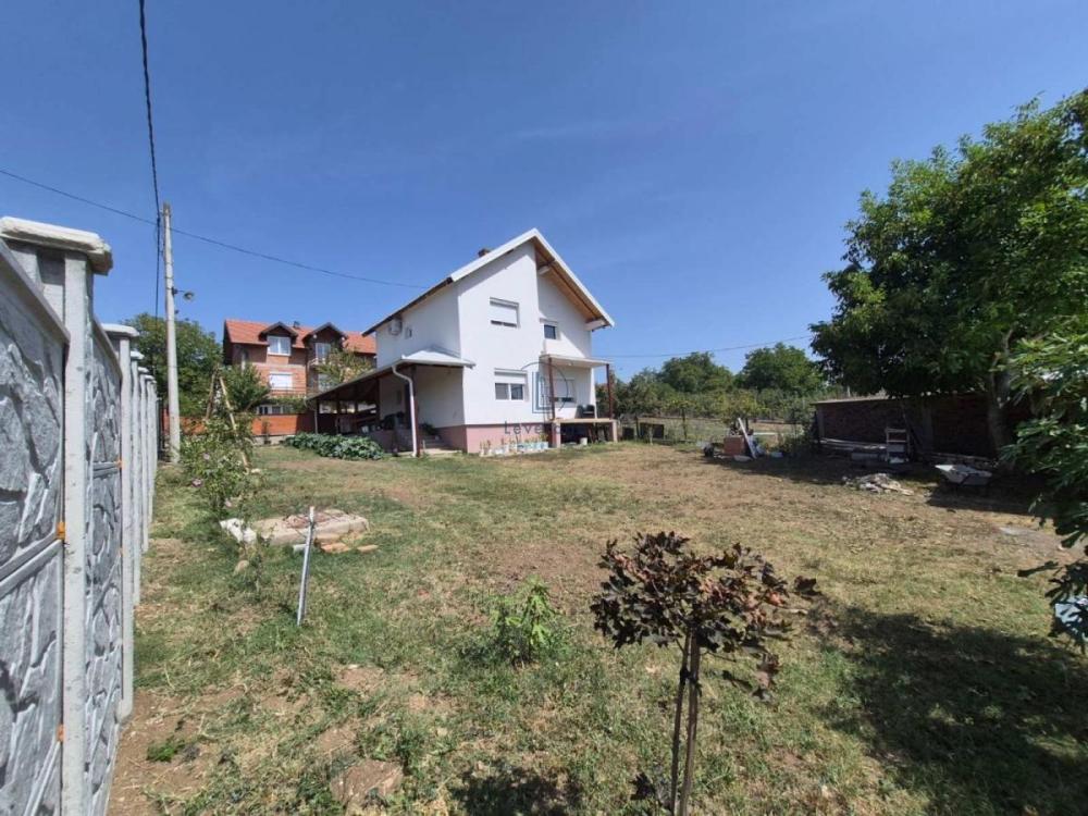 Slika 10 - Kosmajski put,  Kuća na prodaju, 150m2, 165.000€
