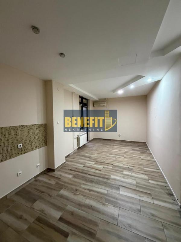 Slika 2 -  Lokal na prodaju, 64m2, 210.000€