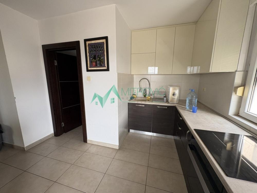 Slika 5 - Četvoroiposoban stan za izdavanje, 126m2, 1.200€