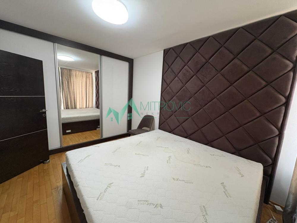 Slika 8 - Četvoroiposoban stan za izdavanje, 126m2, 1.200€