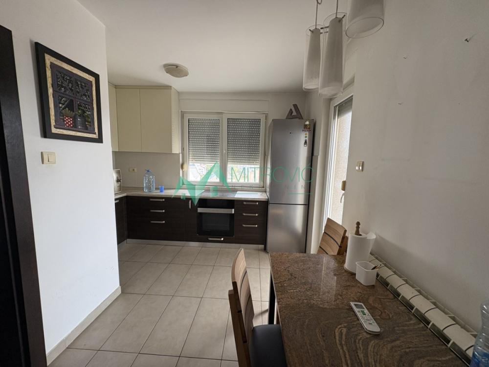Slika 4 - Četvoroiposoban stan za izdavanje, 126m2, 1.200€