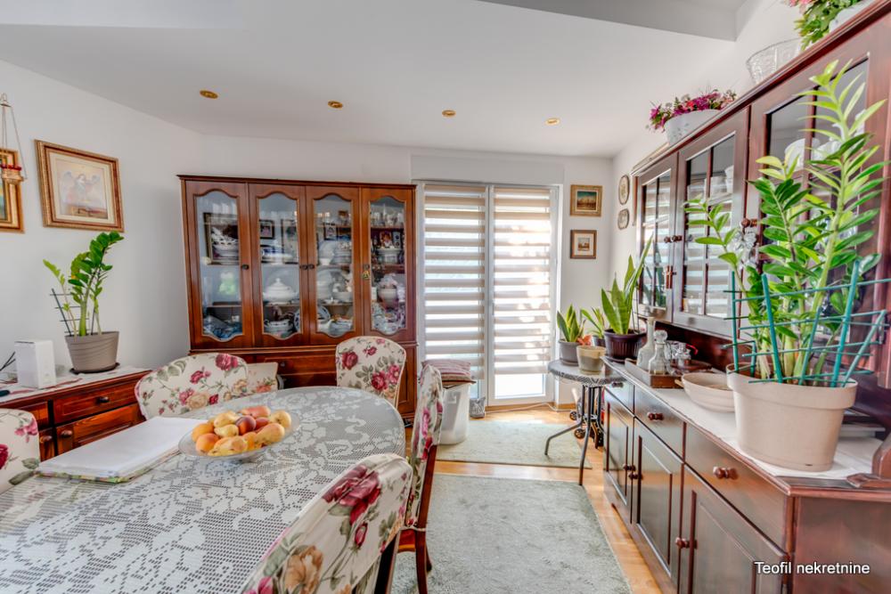 Slika 2 - Klanička stara, Dvoiposoban stan na prodaju, 53m2, 165.000€