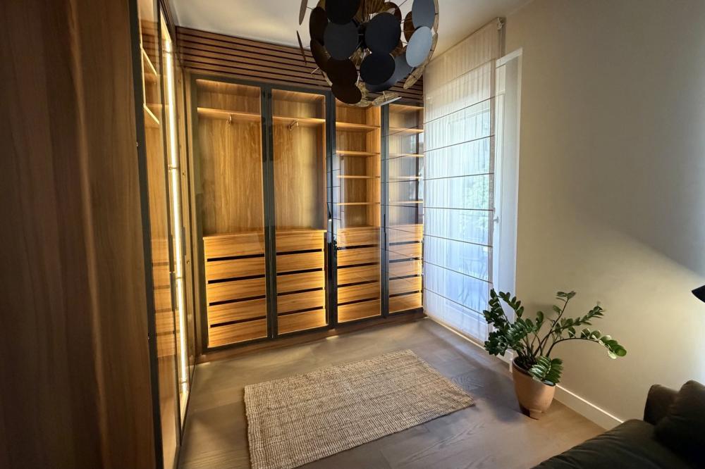 Slika 10 - Nevesinjska, Trosoban stan za izdavanje, 100m2, 2.300€