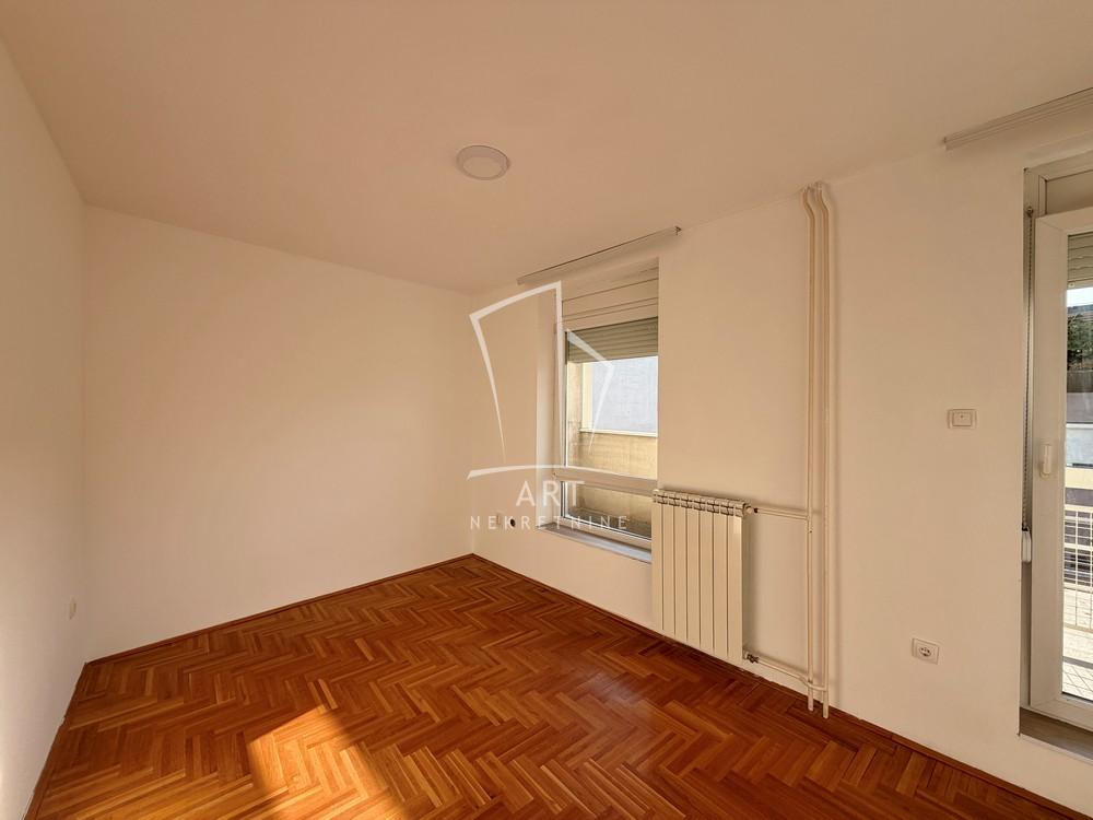 Slika 5 - Dimitrija Tucovića, Trosoban stan za izdavanje, 70m2, 500€