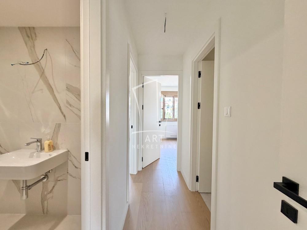 Slika 11 - Južni Bulevar, Četvorosoban stan za izdavanje, 103m2, 2.000€