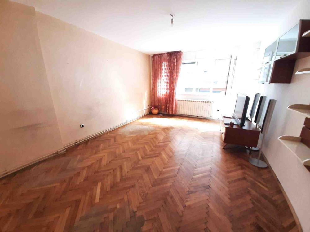 Slika 1 - Vojvode Milenka, Dvosoban stan za izdavanje, 70m2, 650€