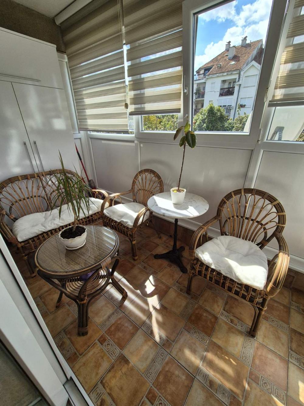 Slika 5 - Matije Vukovića, Petosoban stan za izdavanje, 140m2, 2.000€