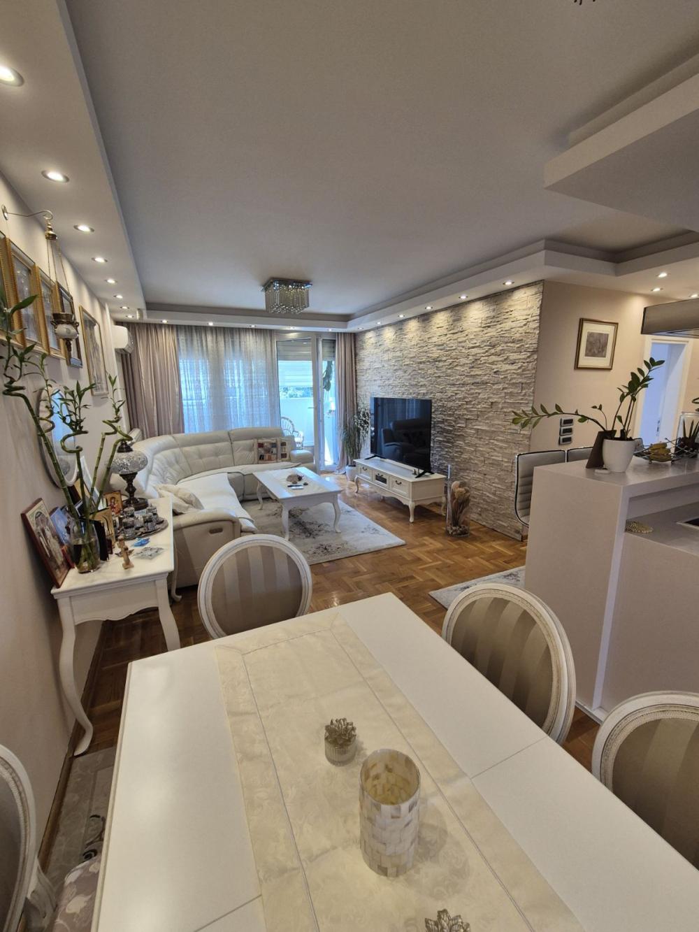 Slika 2 - Matije Vukovića, Petosoban stan za izdavanje, 140m2, 2.000€