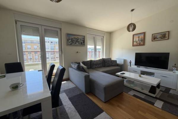 Glavna slika -Šumadijske divizije, Trosoban stan na prodaju, 82m2, 279.000€