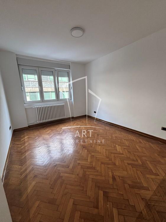 Slika 5 - Kičevska, Trosoban stan za izdavanje, 63m2, 850€