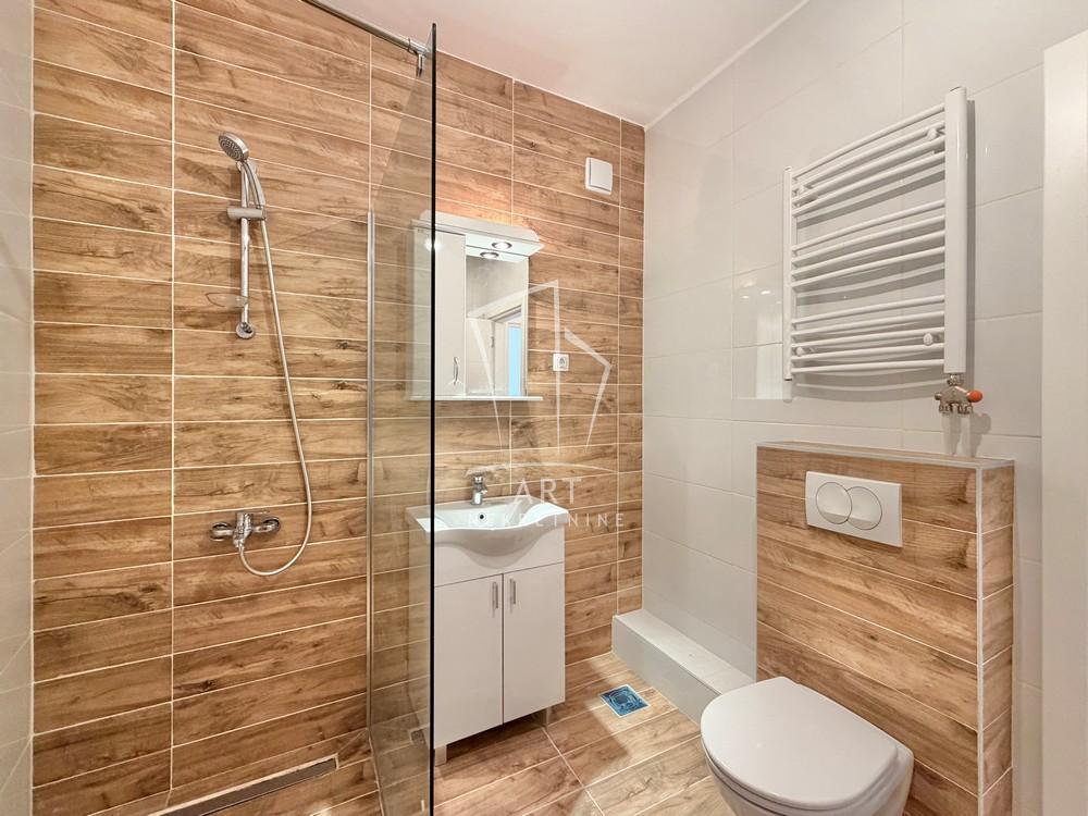 Slika 11 - Banjska, Trosoban stan na prodaju, 62m2, 305.500€