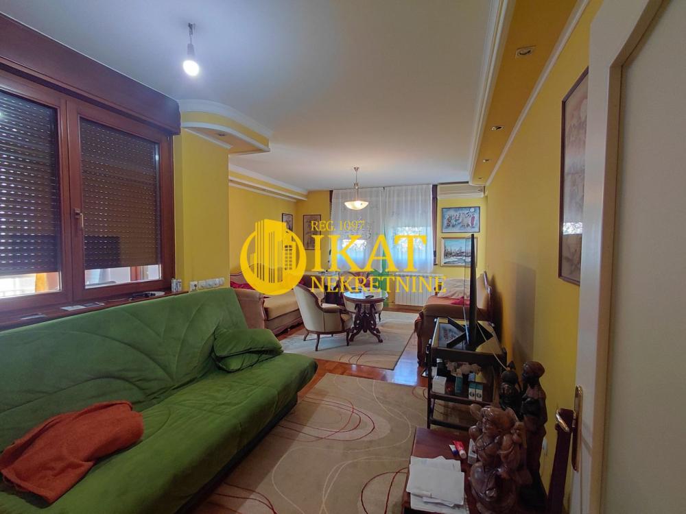 Slika 1 - Ulofa Palmea, Trosoban stan na prodaju, 82m2, 235.000€