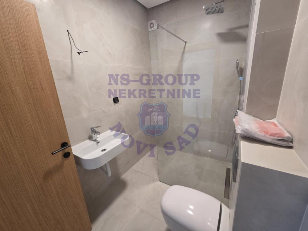 Slika 2 - Četvoroiposoban stan na prodaju, 242m2, 607.700€