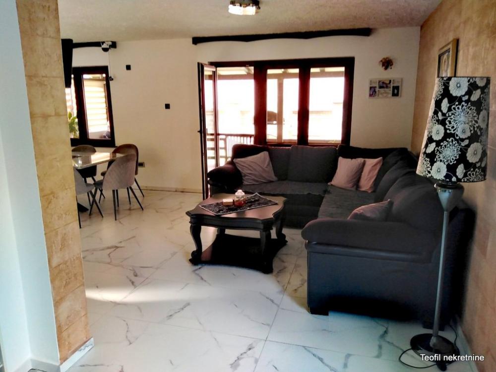 Slika 5 - Čede Polkića,  Kuća na prodaju, 191m2, 239.000€