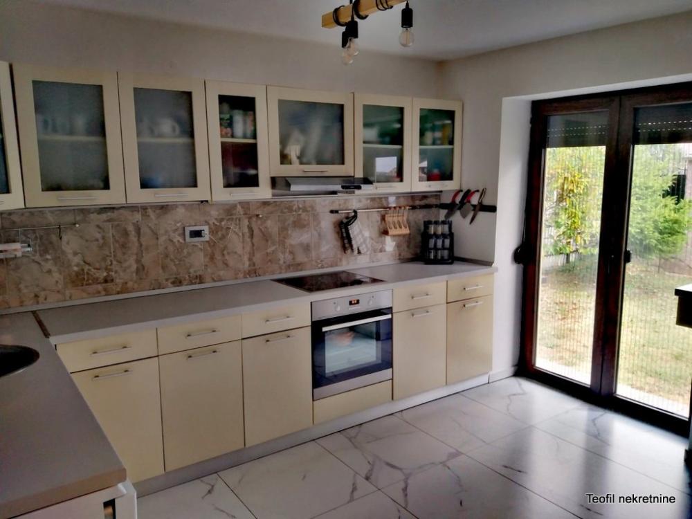 Slika 8 - Čede Polkića,  Kuća na prodaju, 191m2, 239.000€