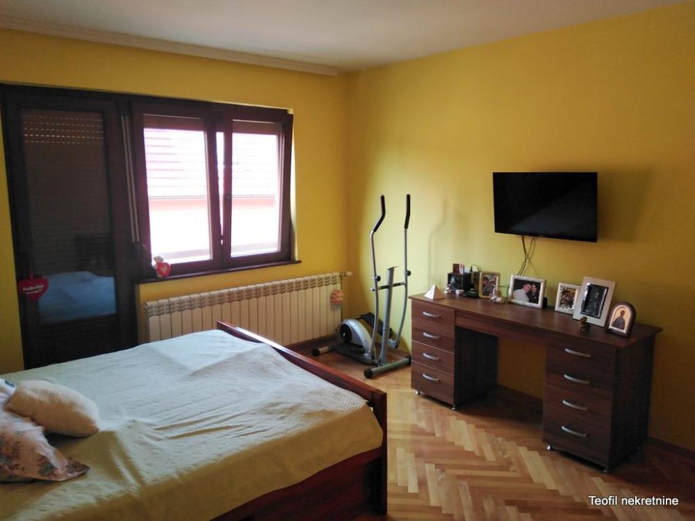 Slika 9 - Čede Polkića,  Kuća na prodaju, 191m2, 239.000€