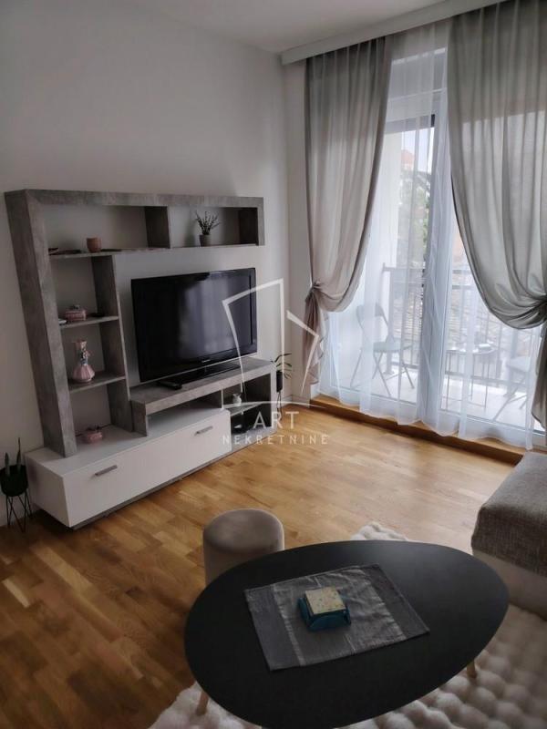 Slika 1 - Krfska, Dvosoban stan za izdavanje, 46m2, 750€