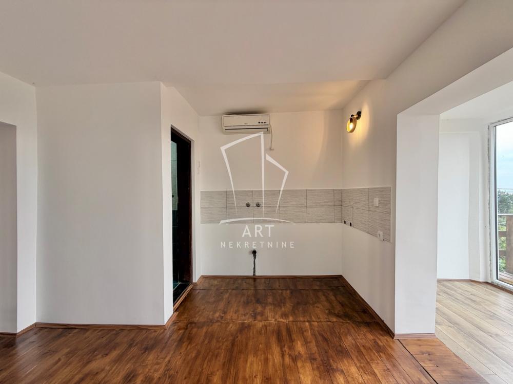 Slika 9 - Hajduk Veljka 3. deo,  Kuća na prodaju, 62m2, 160.000€