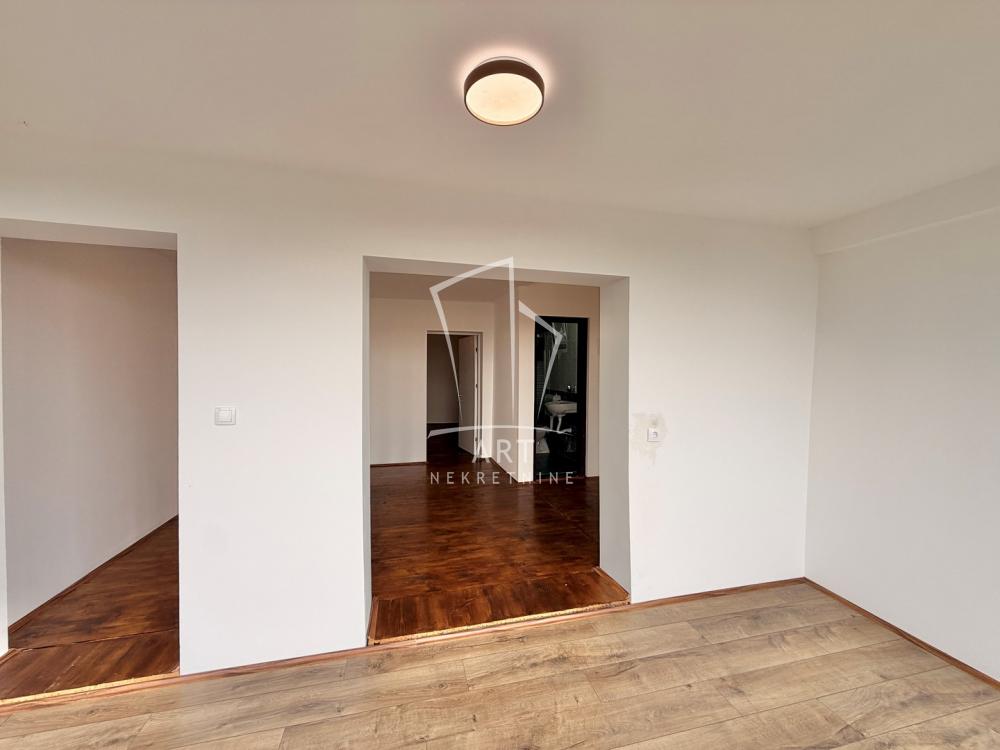Slika 10 - Hajduk Veljka 3. deo,  Kuća na prodaju, 62m2, 160.000€