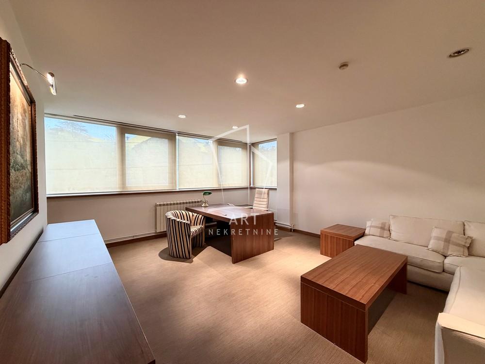 Slika 2 - Miše Vujića,  Lokal na prodaju, 242m2, 640.000€