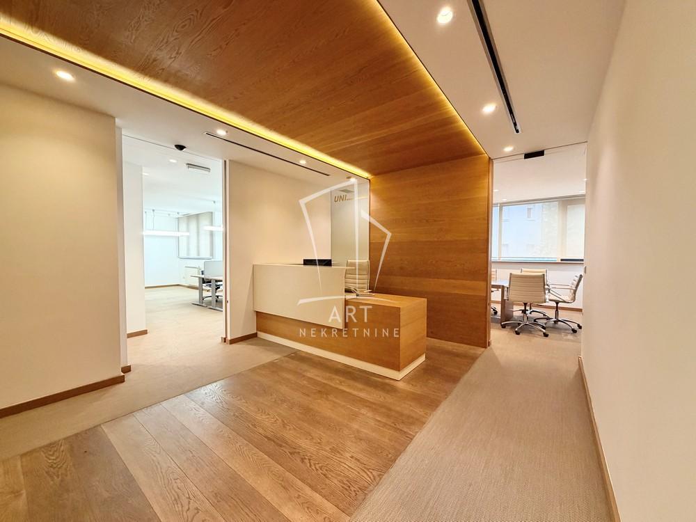 Glavna slika -Miše Vujića,  Lokal na prodaju, 242m2, 640.000€
