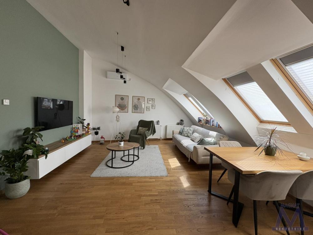 Glavna slika -Troiposoban stan na prodaju, 99m2, 247.200€