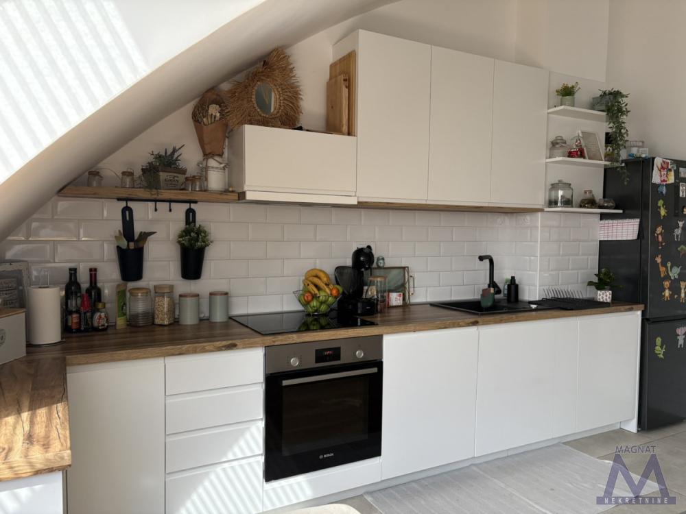 Slika 1 - Troiposoban stan na prodaju, 99m2, 247.200€