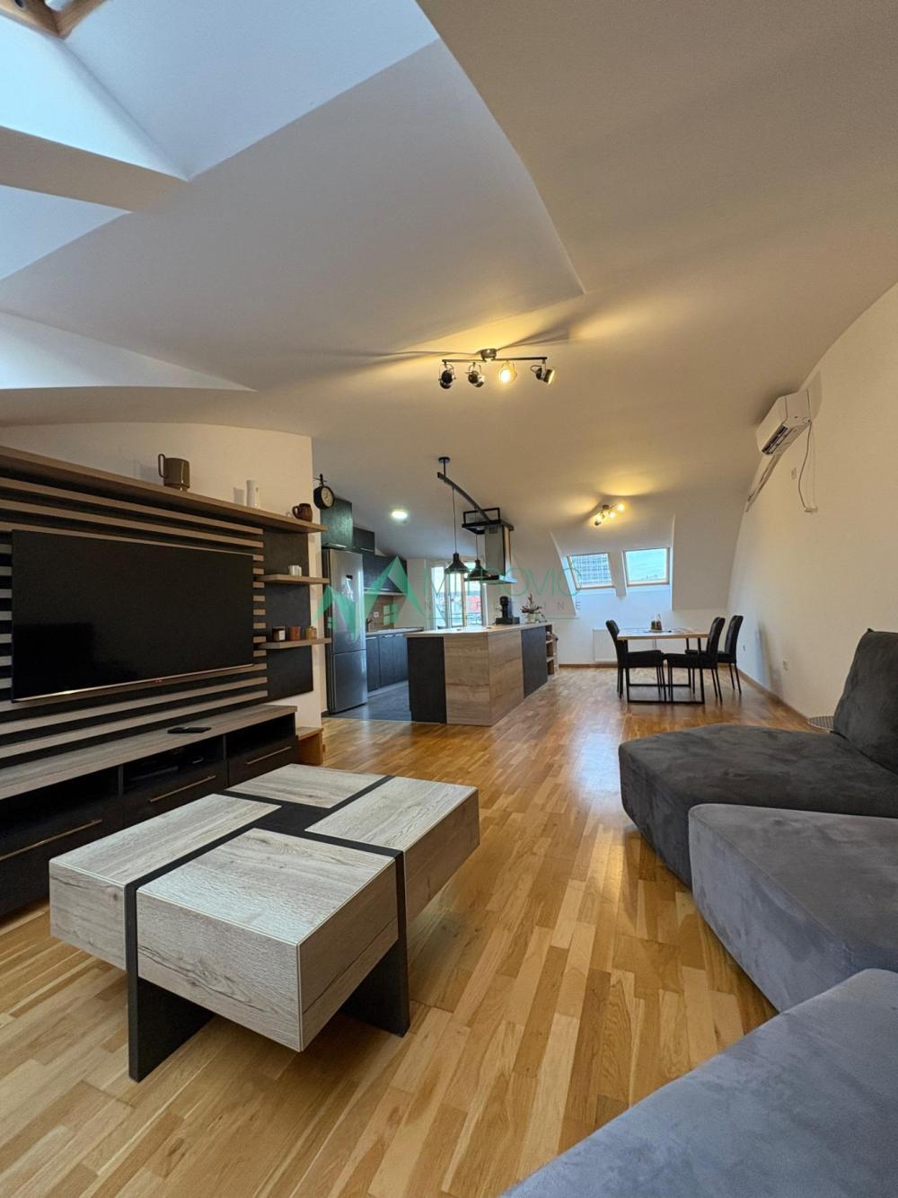 Glavna slika -Petosoban stan za izdavanje, 128m2, 1.300€