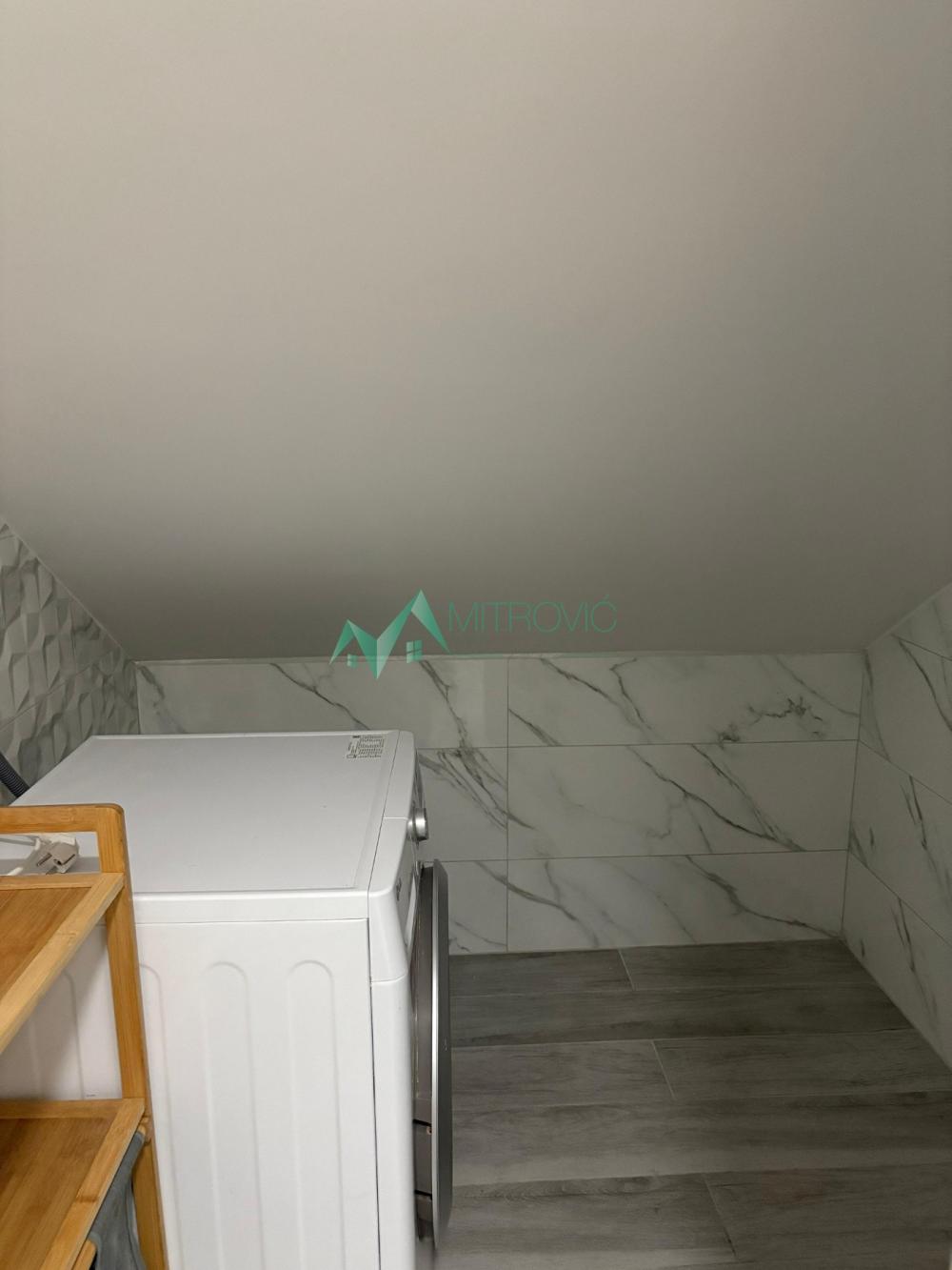 Slika 11 - Petosoban stan za izdavanje, 128m2, 1.300€