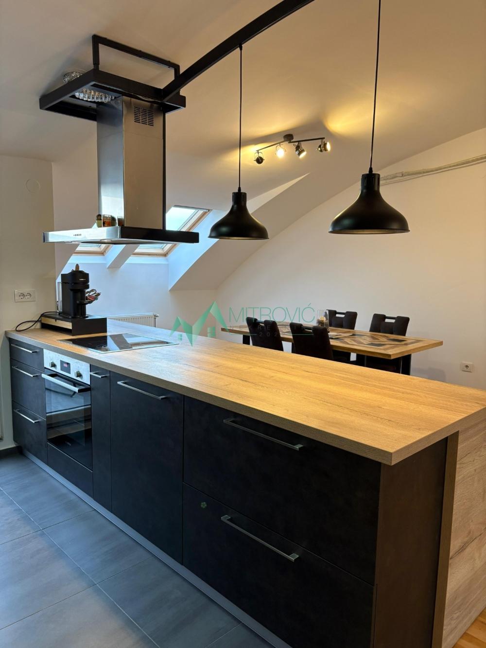 Slika 6 - Petosoban stan za izdavanje, 128m2, 1.300€