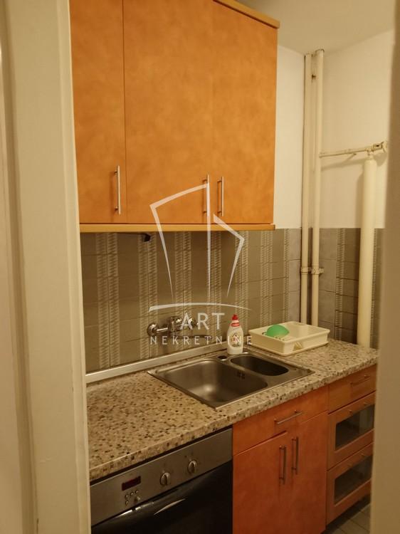 Slika 4 - Pariske komune, Jednosoban stan na prodaju, 33m2, 144.000€