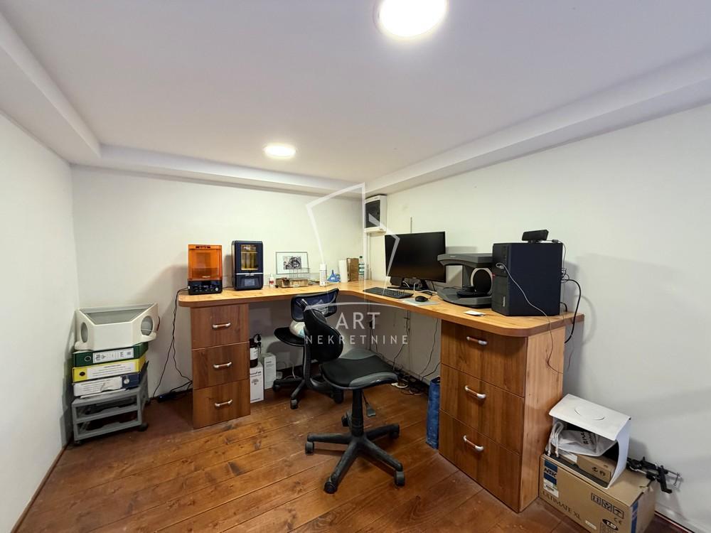 Slika 7 - Dunavski kej,  Lokal na prodaju, 37m2, 150.000€