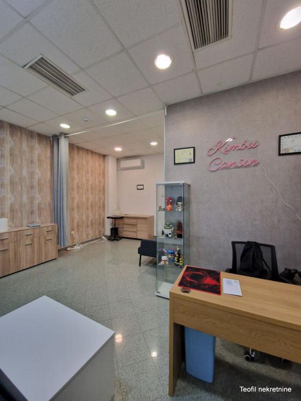 Slika 1 - TC Milenijum,  Lokal za izdavanje, 30m2, 550€