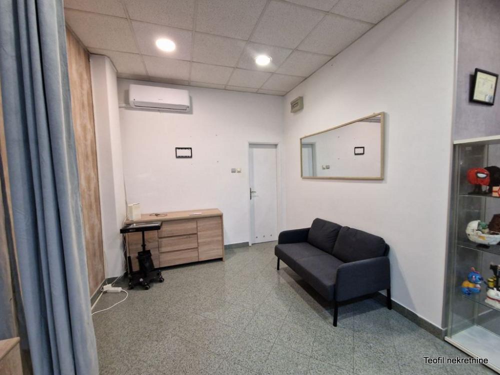 Slika 2 - TC Milenijum,  Lokal za izdavanje, 30m2, 550€