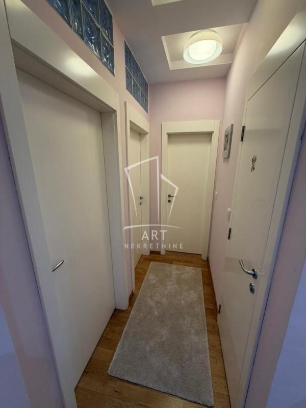Slika 9 - Darinke Jevrić, Trosoban stan za izdavanje, 71m2, 800€