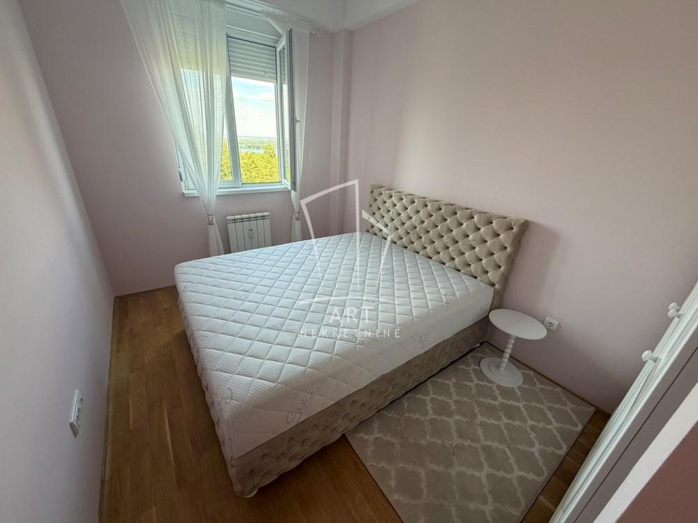 Slika 10 - Darinke Jevrić, Trosoban stan za izdavanje, 71m2, 800€