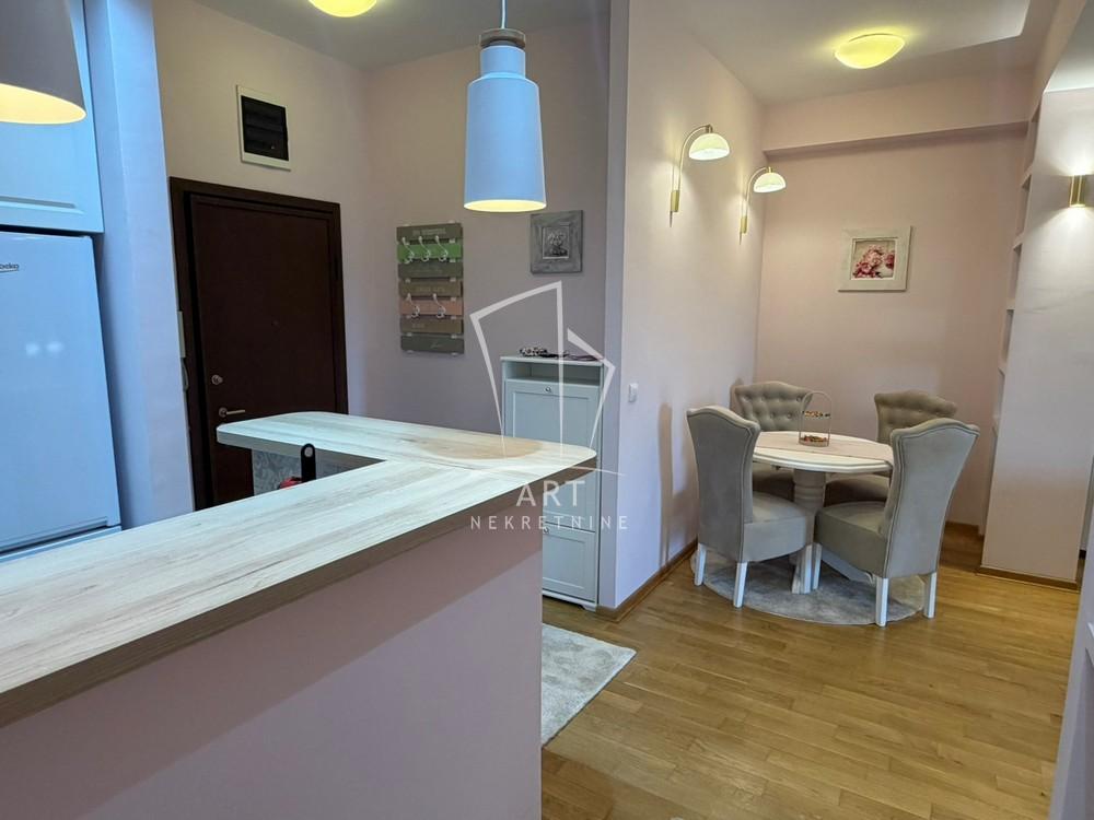 Slika 5 - Darinke Jevrić, Trosoban stan za izdavanje, 71m2, 800€
